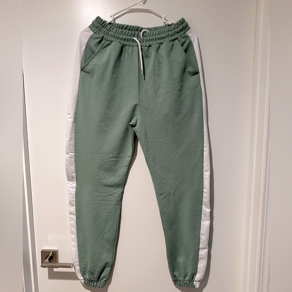 Workout Set - Picture 3 of 3